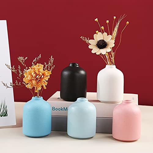 White Ceramic Vase for Home Decor and Flower Arrangements