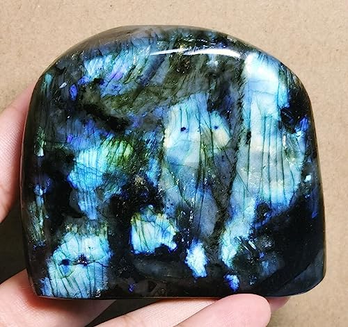 NOVAGEM Blue Flash Labradorite Reiki Stone L1116
