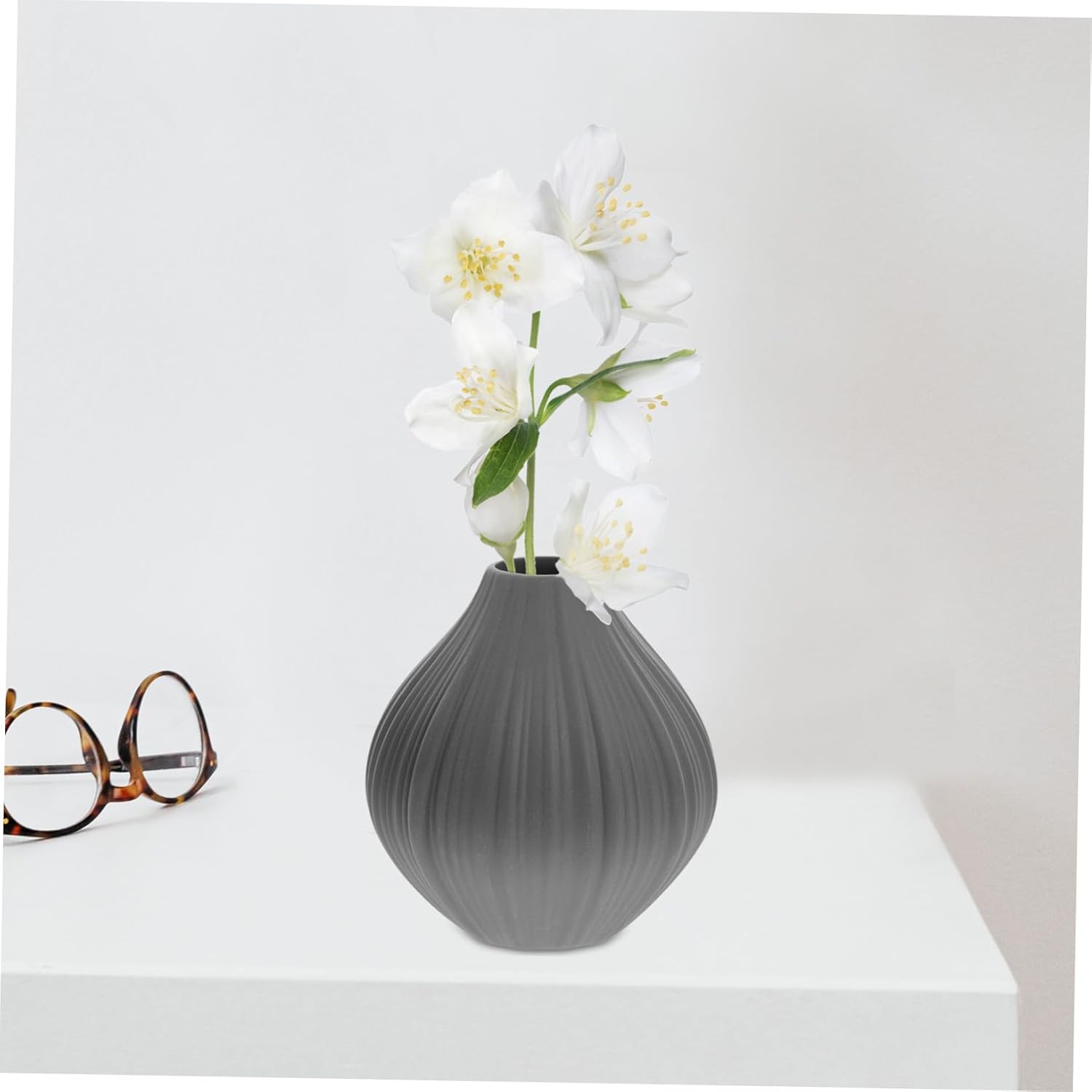 Alipis Gray Mini Ceramic Vase for Home Office Decor