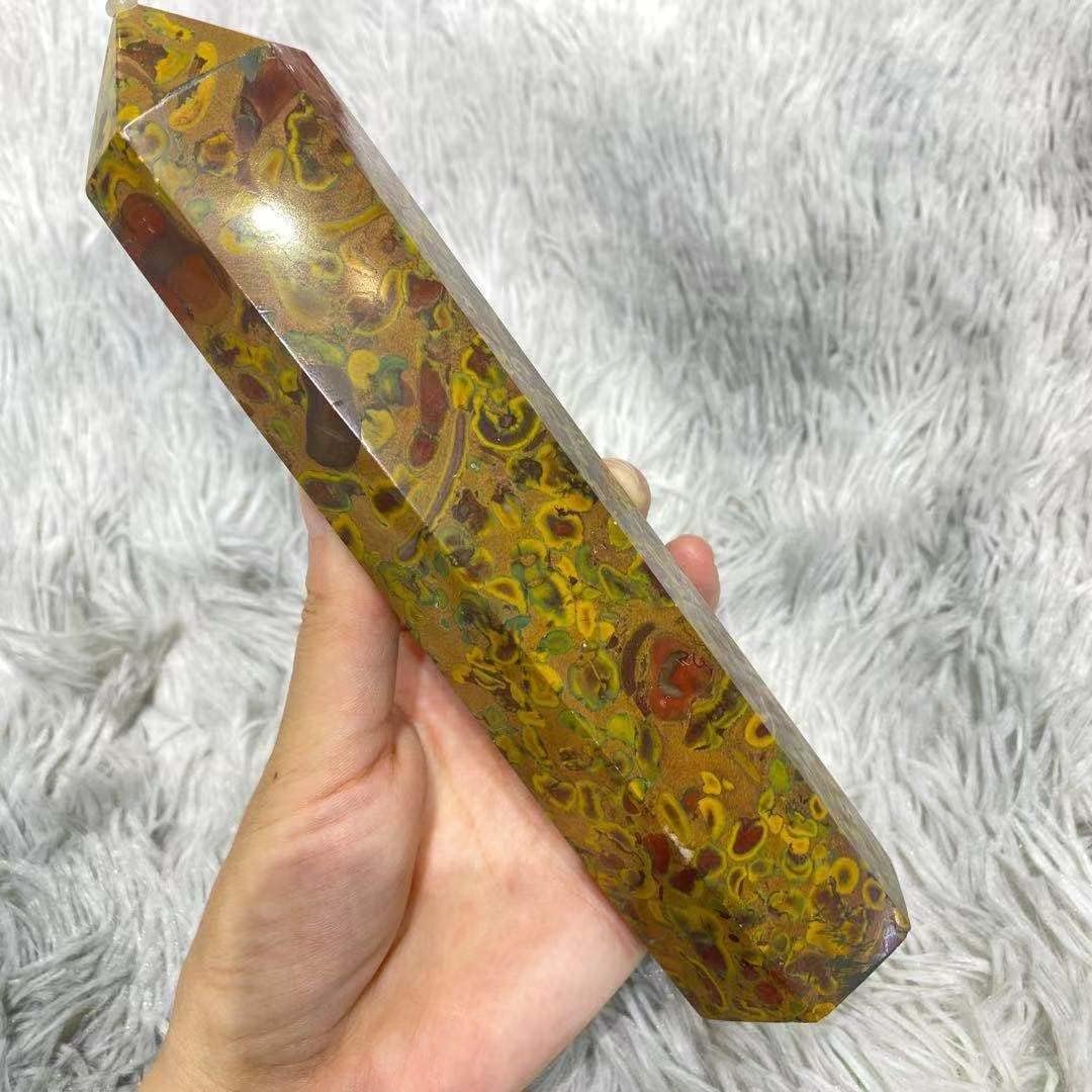KemneT Natural Crystal Quartz Obelisk for Room Decoration