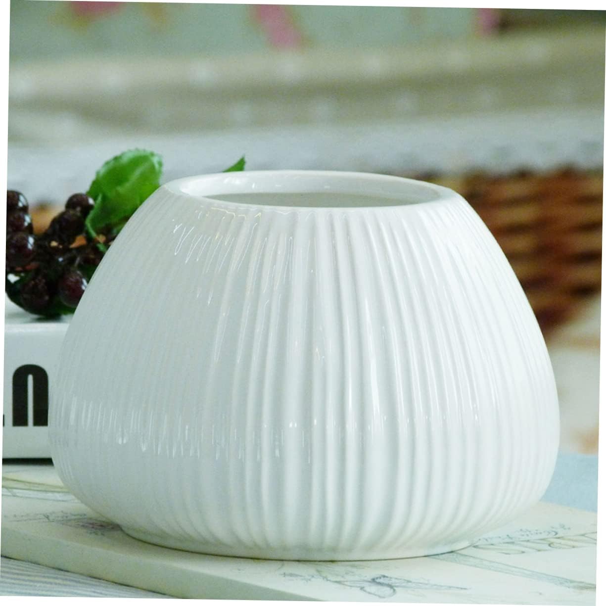 HEMOTON Mini Vertical Stripe Ceramic Flower Vase