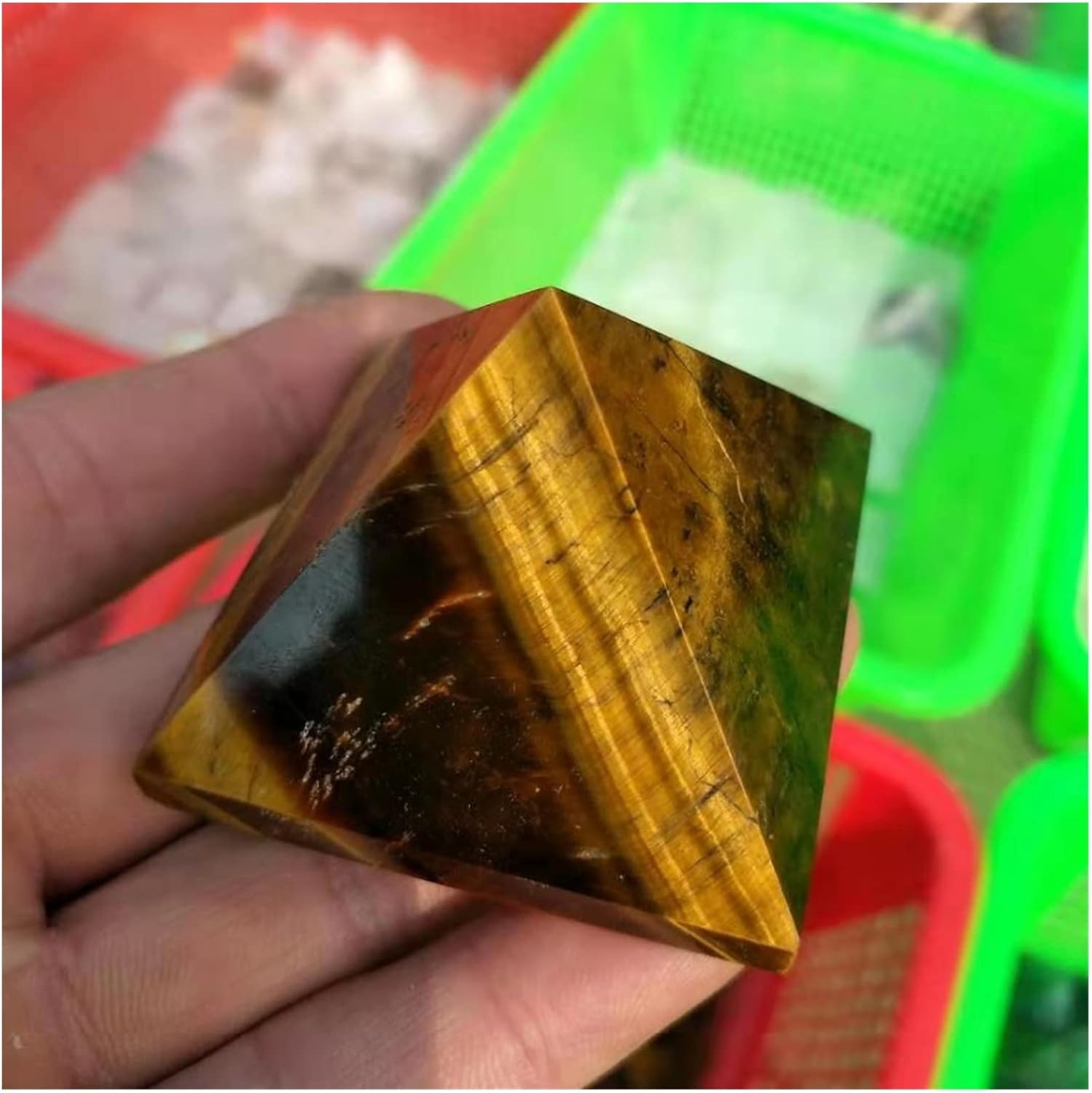 DOUKI Natural Crystal Pyramid for Home Decoration