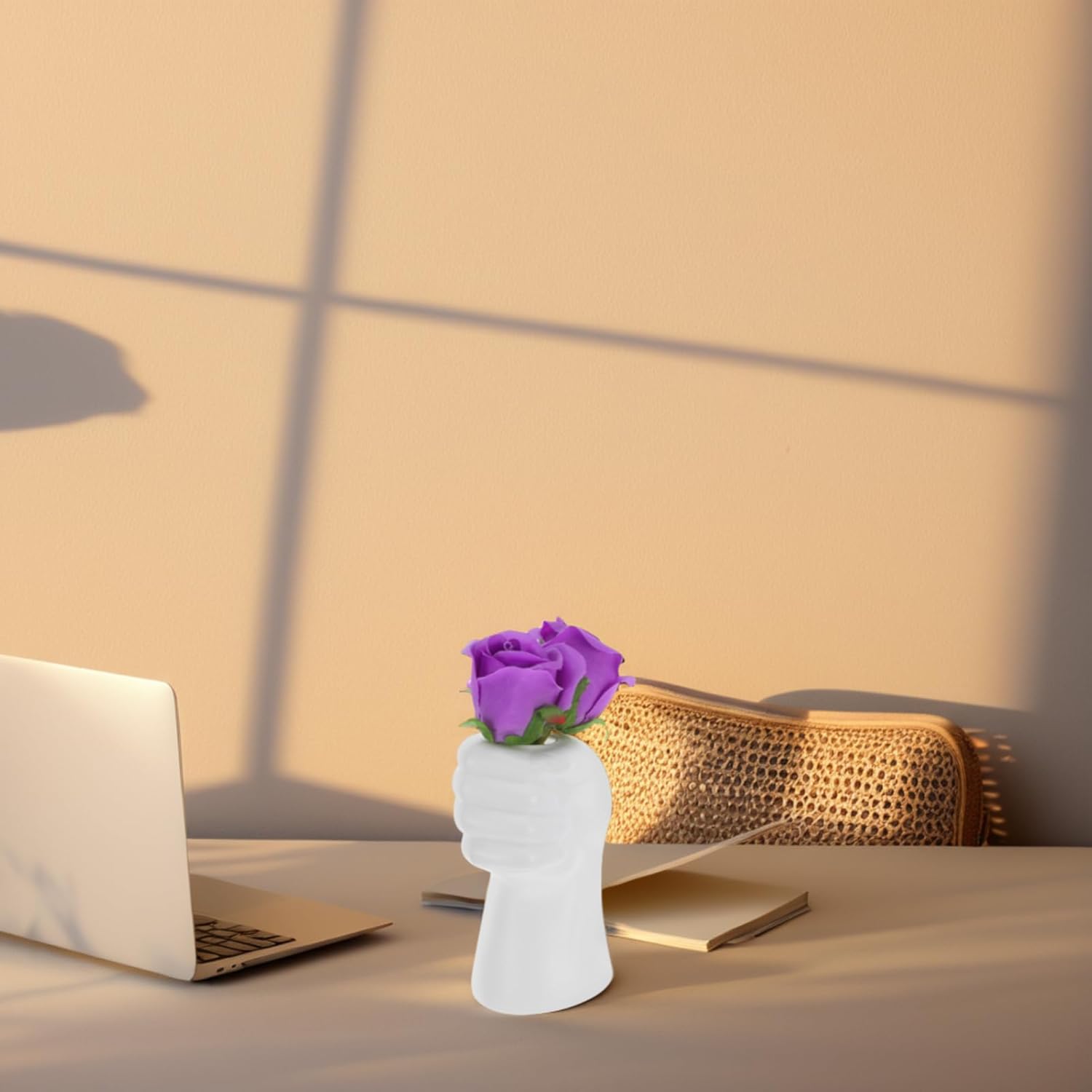 BESPORTBLE 2pcs Modern Hand Vase Decorative Flower Pots for Home and Office