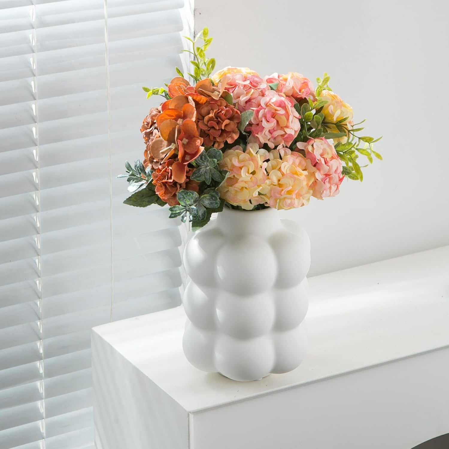 JOJUNO White Ceramic Vase for Home Decor