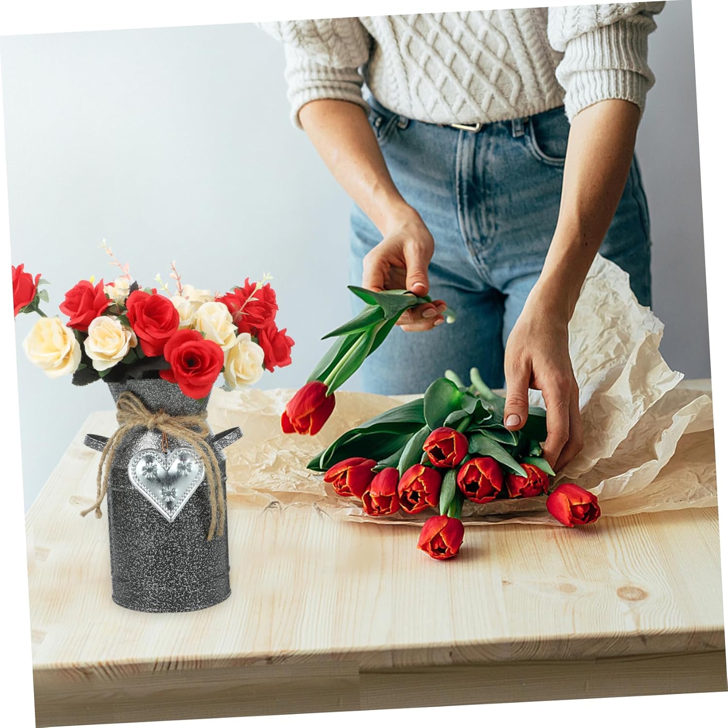 BESPORTBLE Rustic Iron Bucket Vase for Flowers and Plants