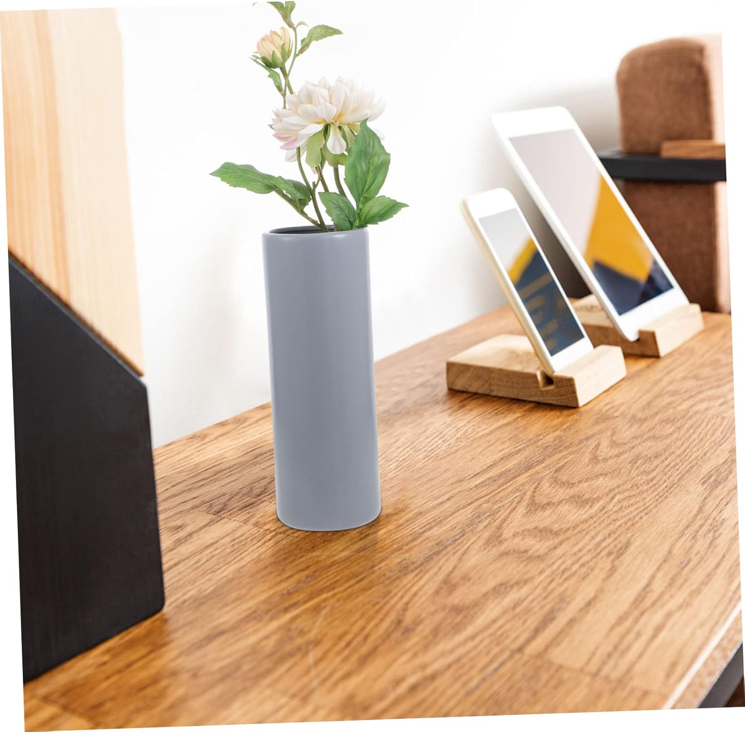 Cabilock Black Flower Vase Ceramic Planter for Dried Flowers and Plant Lovers