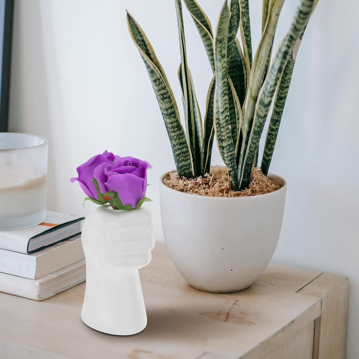 2pcs Modern Hand Shape Plastic Vases for Home Office Decor