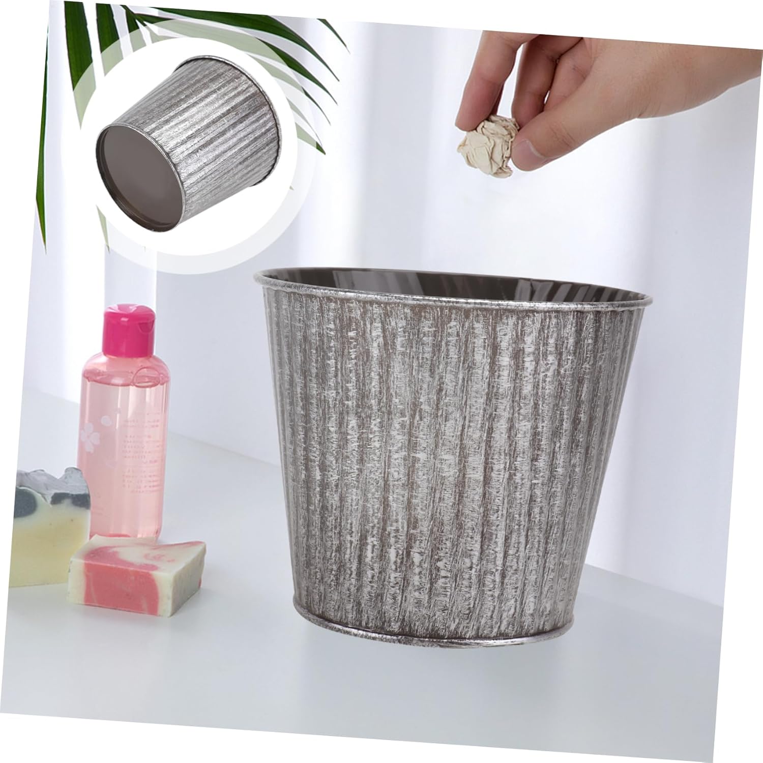 Happyyami Retro Iron Flower Bucket for Dried Flowers and Home Decor