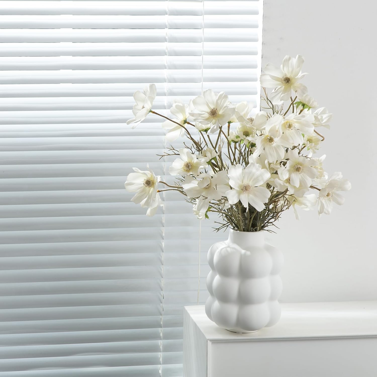 JOJUNO White Ceramic Vase for Home Decor