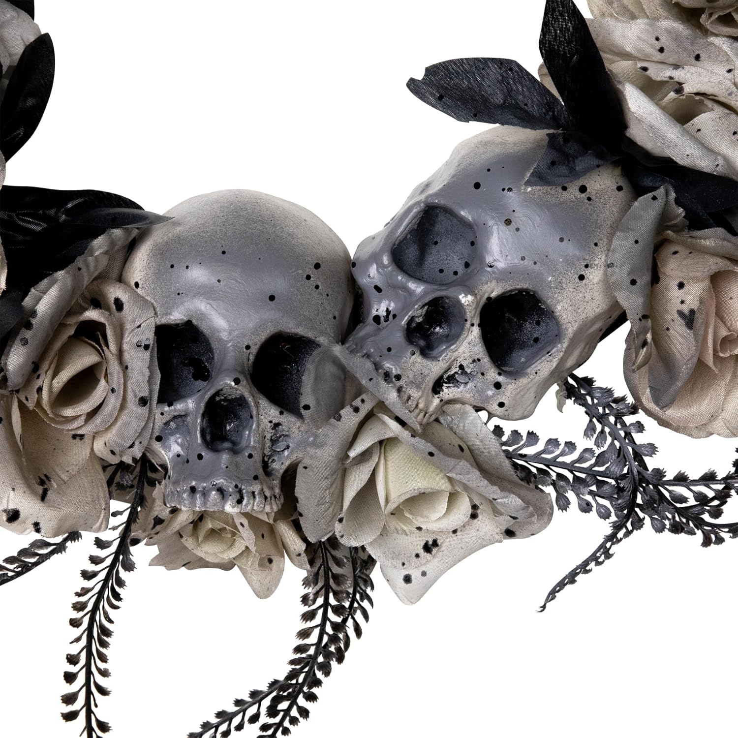 Northlight Double Skull and Roses Halloween Wreath 16 Unlit
